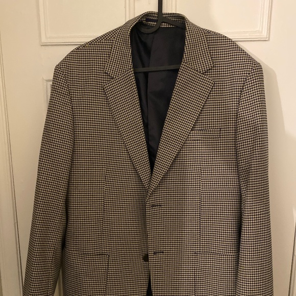 Blazer - Picture 1 of 2